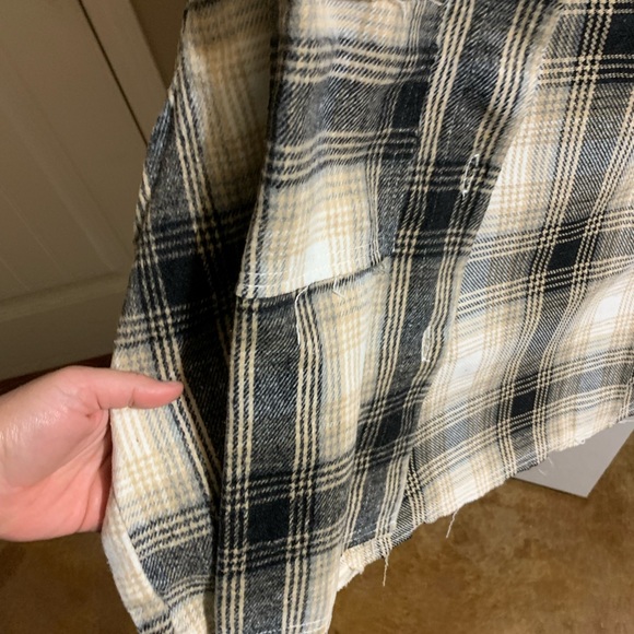 Glitzy Girl Black Plaid Shacket - Picture 4 of 8